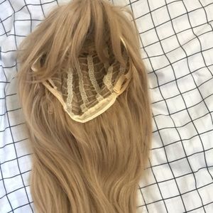 Blonde wig